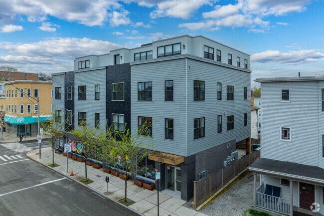Alternate - 290 Highland Ave