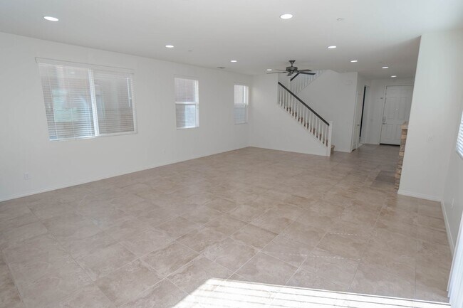 Foto del edificio - COMING SOON! Beautiful 4-Bedroom Home in the West Creek Community of Valencia!