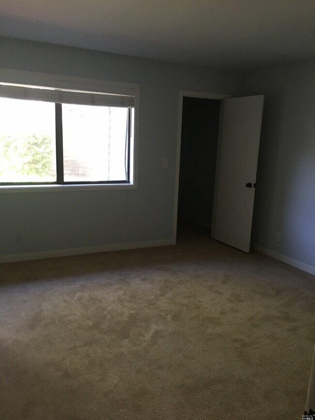 Building Photo - 158 Cypress Pl
