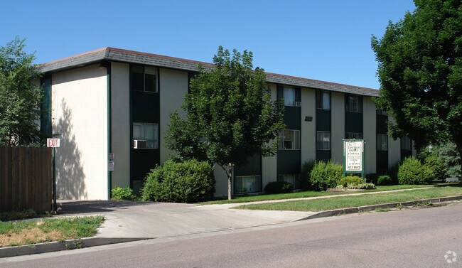 Foto del edificio - Uintah Park Apartments