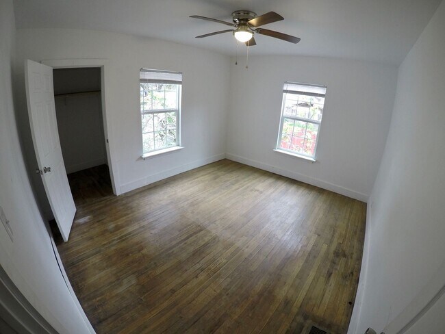 Foto del edificio - recently remodeled and upgraded!