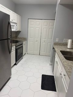 Foto del edificio - 15107 Harbour Vista Cir