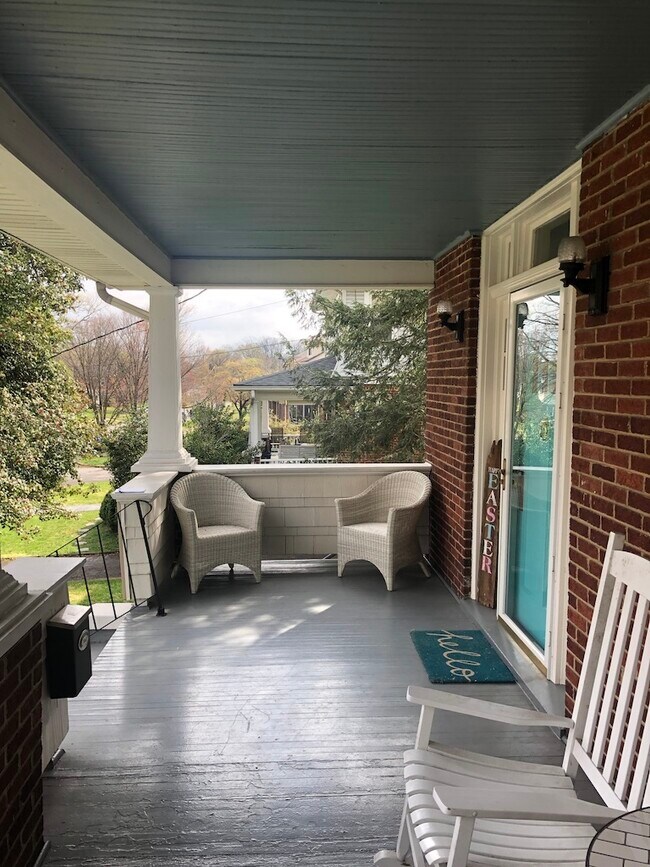 Foto del edificio - 1806 Maiden Ln SW