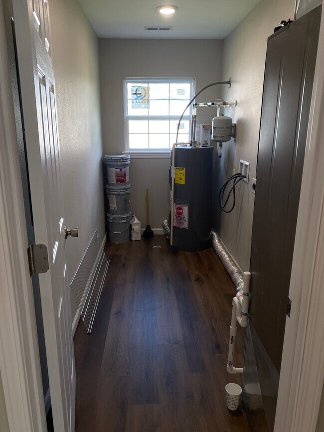Foto del edificio - 2-Bed 2-Bath House in Farmington