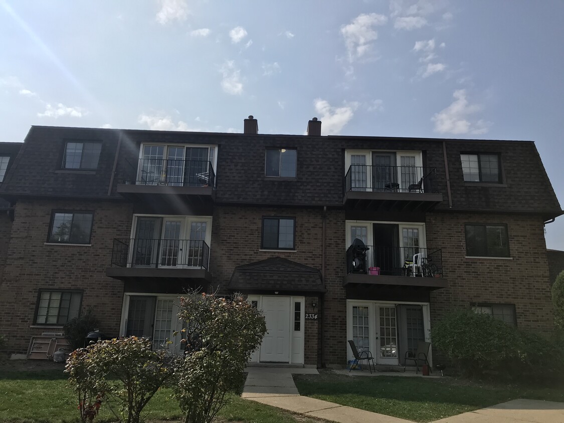 Building - 2334 Century Point Ln