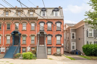 Building Photo - 545 Orange St