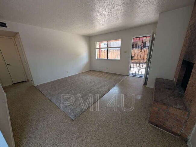 Foto del edificio - 12813 Dunes Rd SE