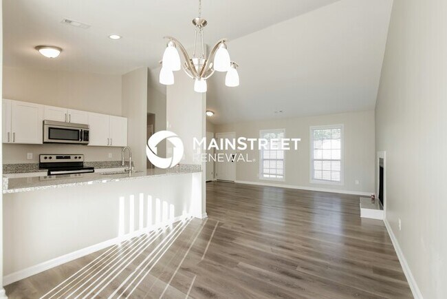 Foto del edificio - 3 Bedroom Pet-Friendly Home in CHARLOTTE, ...