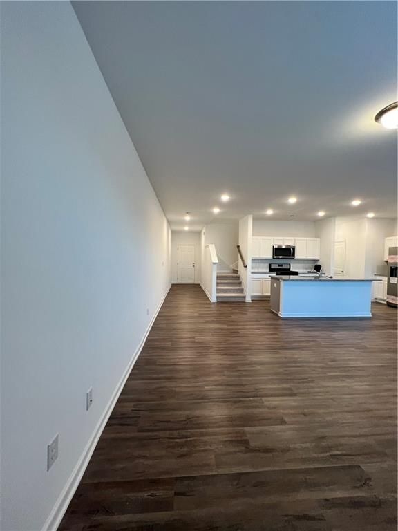 Foto del edificio - 6075 Handley Dr