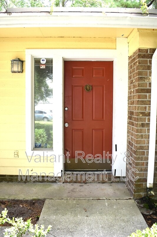 Building Photo - 6555 Diamond Leaf Ct S