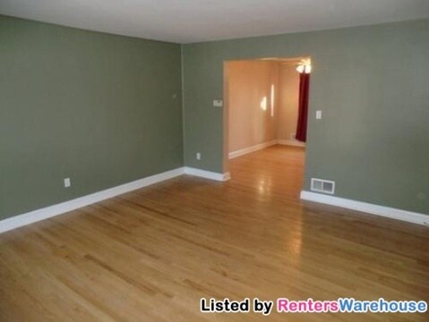Building Photo - 1837 Darrich Dr