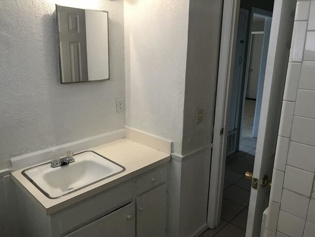 Foto del edificio - 425 NW 86th St