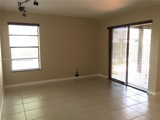 Building Photo - 14970 SW 48th Terrace
