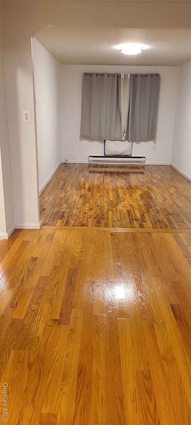 Foto del edificio - 211-02-211-23 23rd Ave