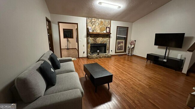 Foto del edificio - 3966 N Indian Cir NW