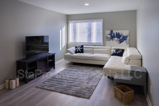 Foto del edificio - 2380 Hamilton Ave