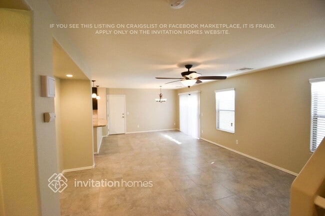 Foto del edificio - 5816 E Harmony Ave