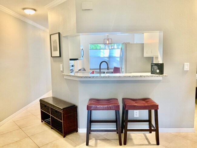 Foto del edificio - ***2BED/2BATH***PIPERS POINTE***FURNISHED SHORT-TERM RENTAL***