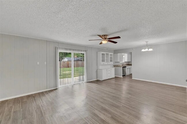 Foto del edificio - 205 San Jacinto Ct