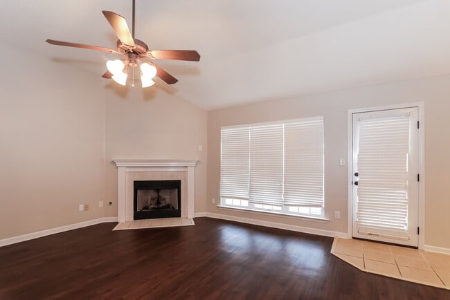 Building Photo - 5467 Milton Ridge Dr