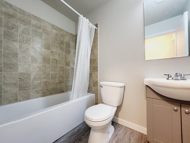 Photo du bâtiment - 1693 Cavanagh blvd SW