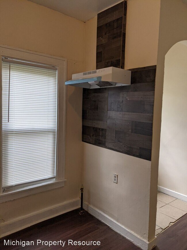 Building Photo - 3 br, 1 bath House - 1659 Glynn Court (Low...
