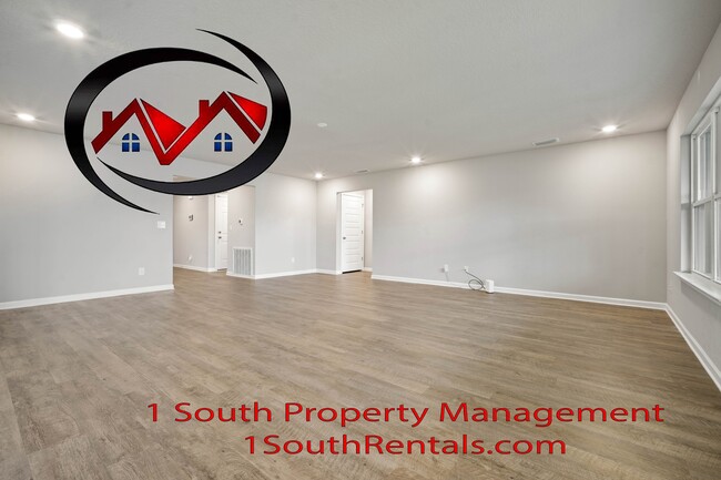 Building Photo - 10790 Burlington Estates Dr