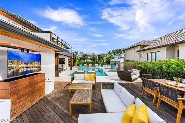 Foto del edificio - 2211 Kingfish Rd