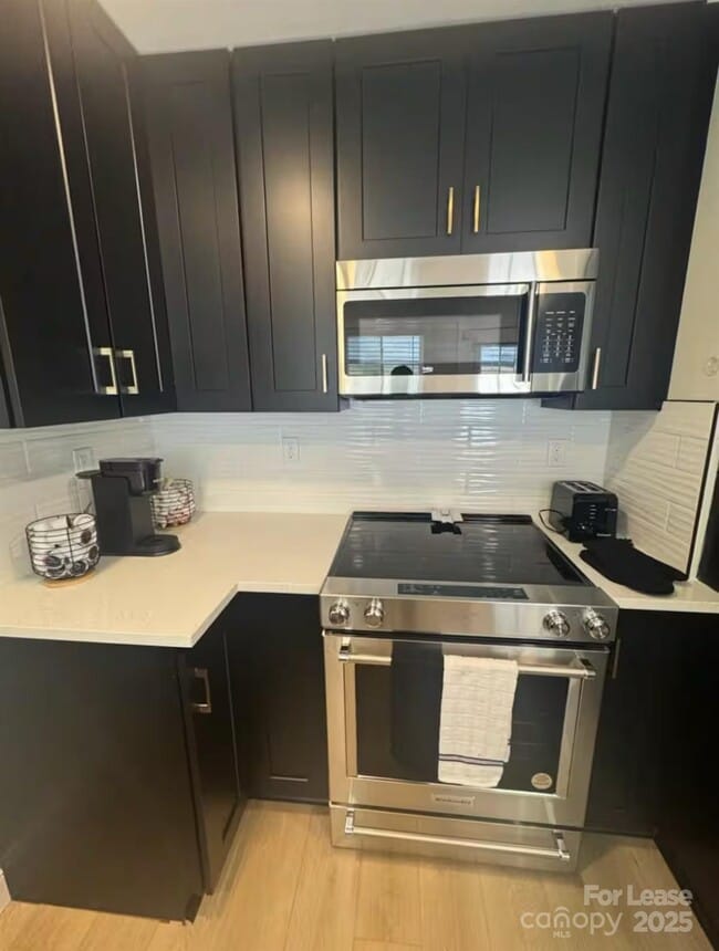 Building Photo - 1406 E 35th St