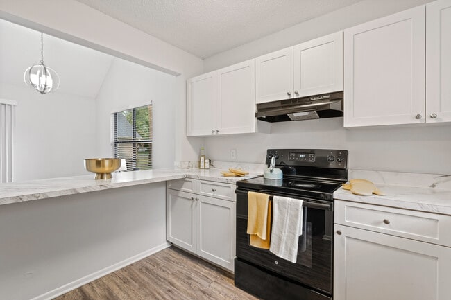 Building Photo - BC Tampa