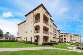 Building Photo - 17040 W Farm To Market 1097