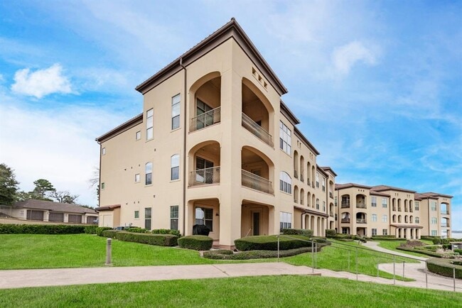Building Photo - 17040 W Farm To Market 1097