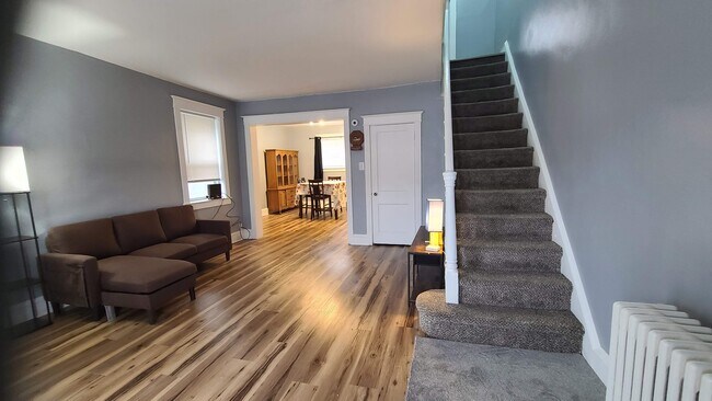 Foto del edificio - 210 Long Ln