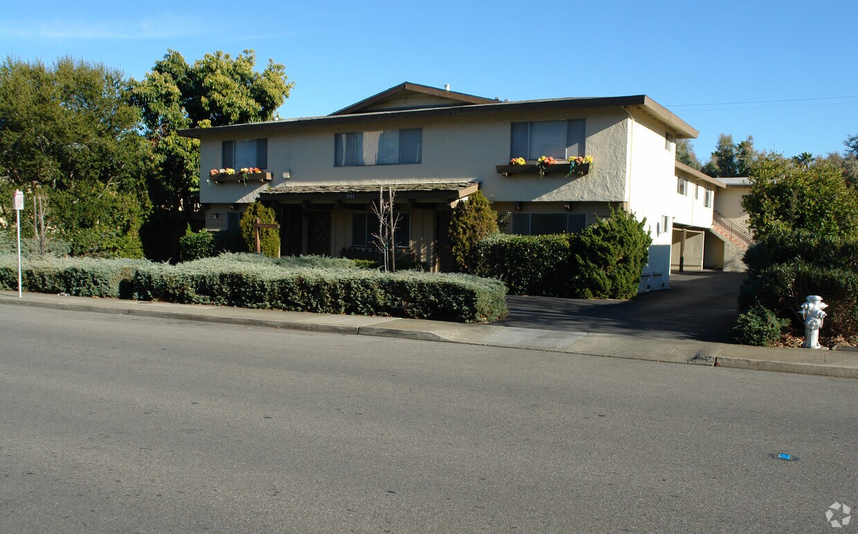 Primary Photo - 551 Ortega Ave