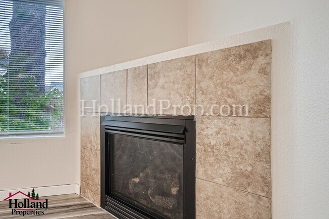Foto del edificio - Gorgeous & Spacious Home 4 beds 2.5 bath i...