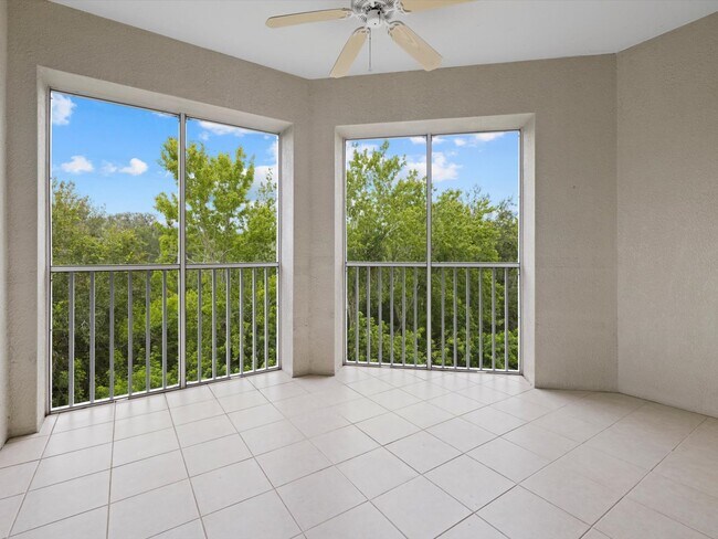 Building Photo - 5213 Manorwood Dr