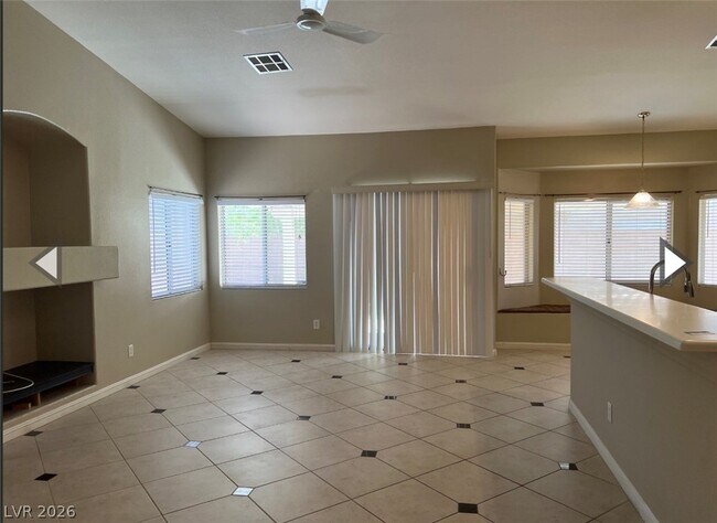 Foto del edificio - 1158 Mirage Lake St