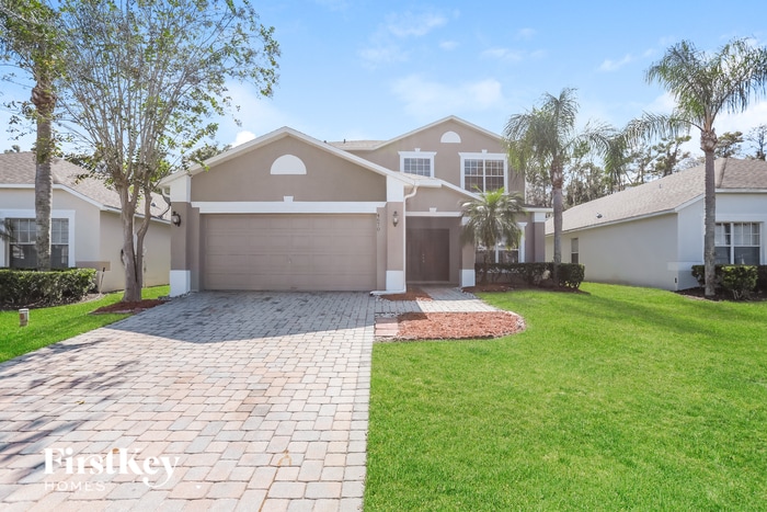 Foto principal - 4670 Cumbrian Lakes Dr