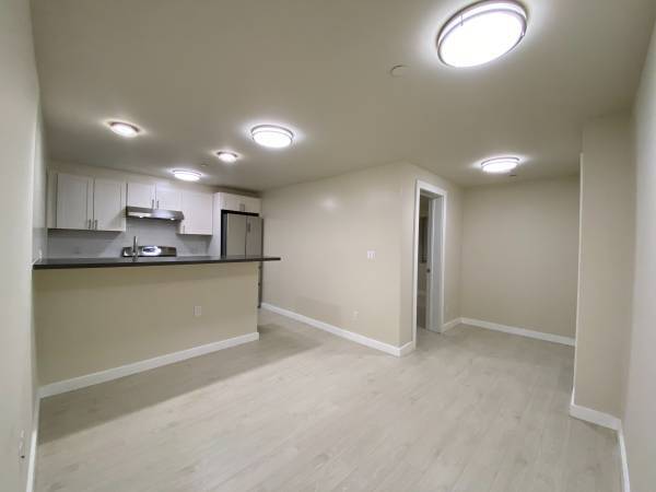 Building Photo - 22931 Burbank Blvd