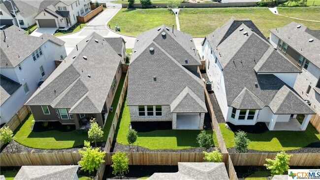 Foto del edificio - 1051 Lime Gruene