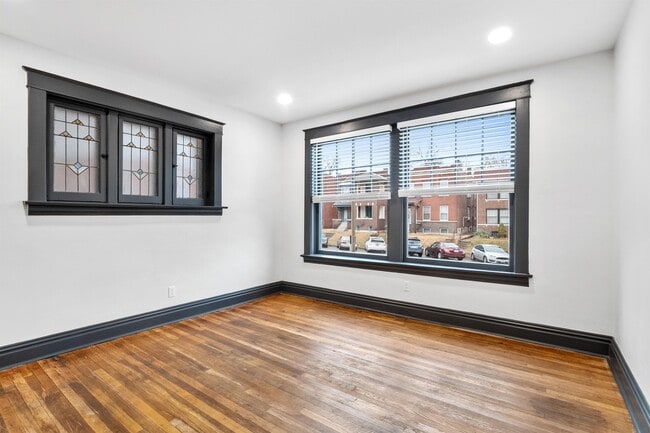 Building Photo - 4512 Chouteau Ave