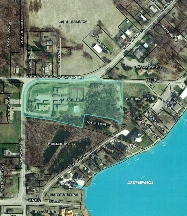 56515655 Paw Paw Lake Rd, Coloma, MI 49038 Apartments Coloma, MI