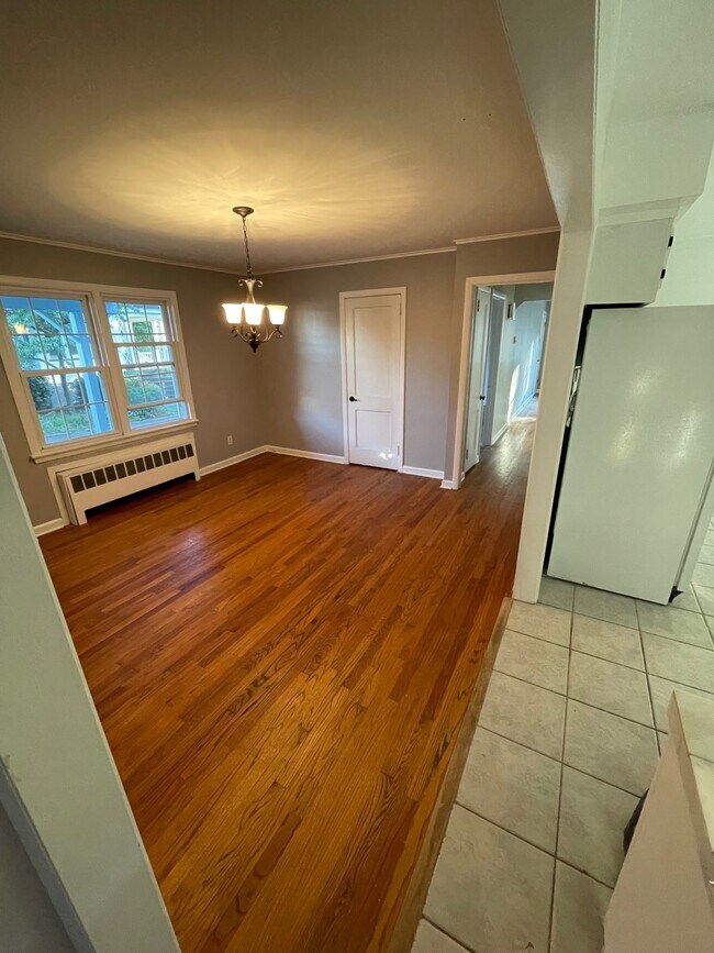 Building Photo - 552 Boulevard