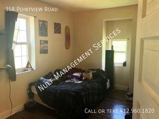 Foto del edificio - 358 Pointview Rd