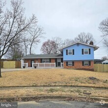 Building Photo - 6005 Waynesboro Cir