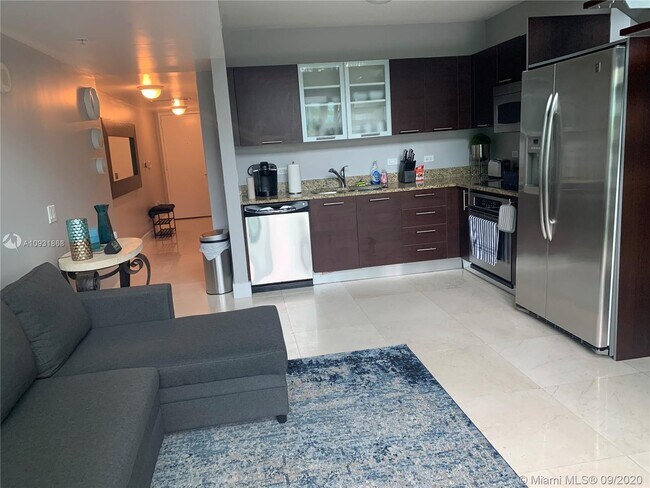 Foto del edificio - 41-45 SE 5th St