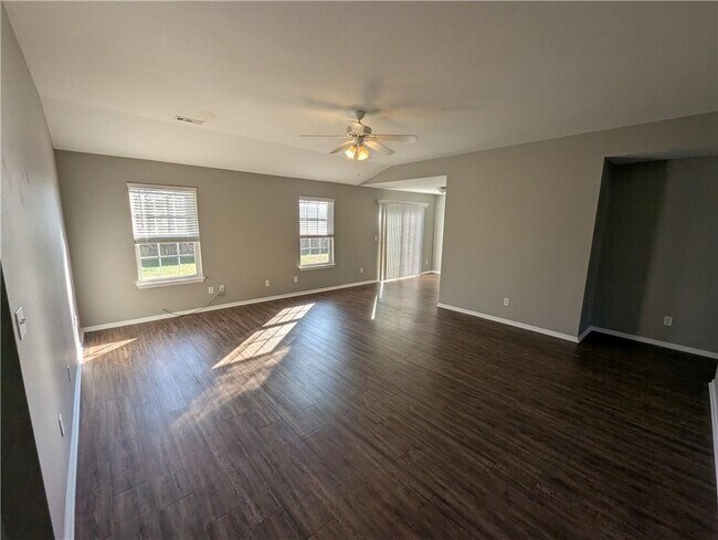 Foto del edificio - 840 Ash Ct