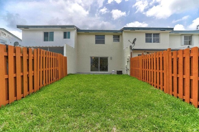 Building Photo - Southwest 8th Street, North Lauderdale, FL 33068 - 3 BR 2.5 BA townhouse