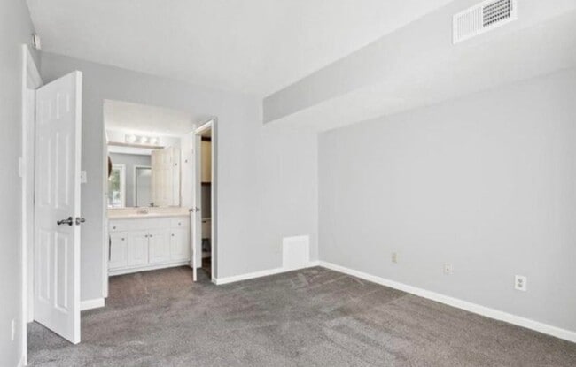 Building Photo - Welcome to Hampton Club – a gated community offering comfort, convenience, and peace of mind!