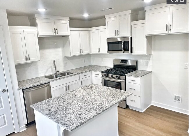 Foto del edificio - 5992 W Holdcroft Dr